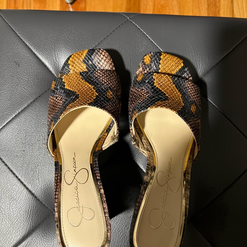 Super cute Jessica Simpson snake  skin wedge sandals.